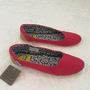 NWT | Keen | Vegan | Cortana Canvas Ballet Flats | Womens | Red| Size 7 | S 15